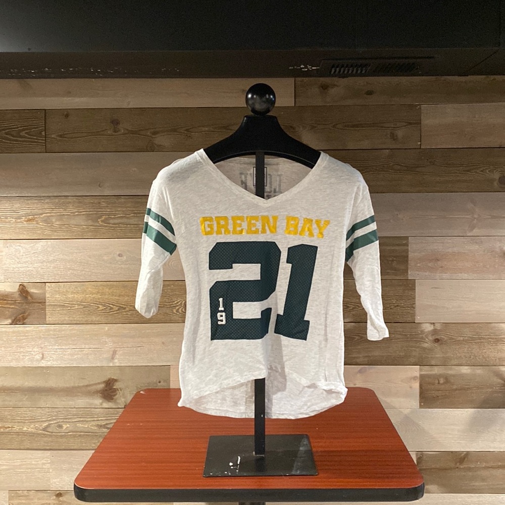 Pink VS Green Bay Packer Shirt